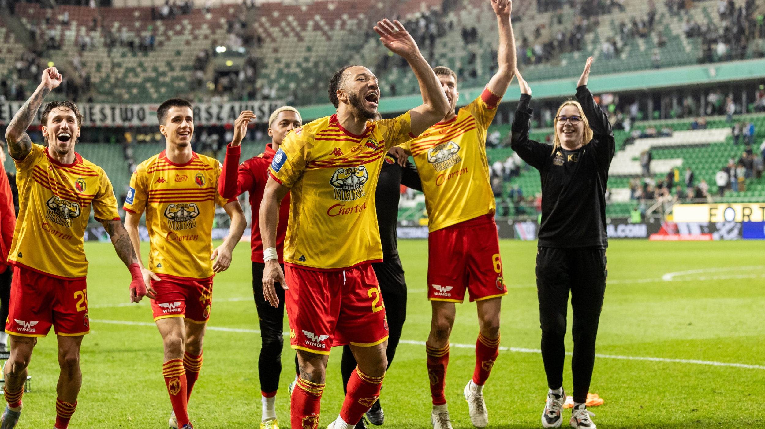 2025.04.13 Warszawa
pilka nozna PKO Ekstraklasa sezon 2024/2025
Legia Warszawa - Jagiellonia Bialystok
N/z Darko Churlinov (Jagiellonia), Joao Moutinho (Jagiellonia), Enzo Ebosse (Jagiellonia), Taras Romanczuk (Jagiellonia)
Foto Tomasz Jastrzebowski / Foto Olimpik / PressFocus

2025.04.13 Warszawa
Football - Polish PKO Ekstraklasa season 2024/2025
Legia Warszawa - Jagiellonia Bialystok
Darko Churlinov (Jagiellonia), Joao Moutinho (Jagiellonia), Enzo Ebosse (Jagiellonia), Taras Romanczuk (Jagiellonia)
Credit: Tomasz Jastrzebowski / Foto Olimpik / PressFocus