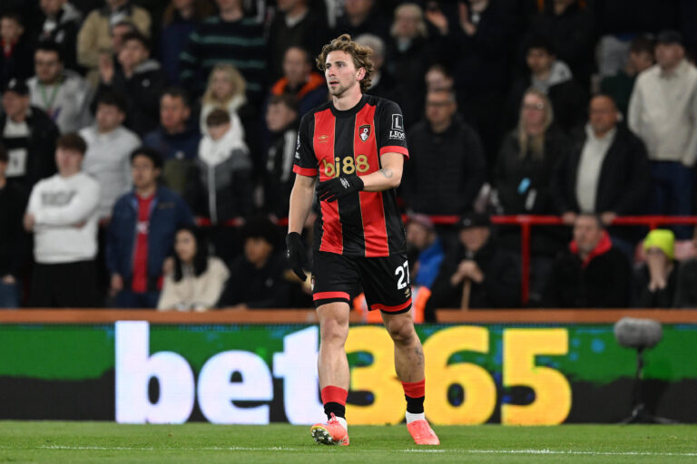 Bournemouth v Fulham Premier League 14/04/2025. Illya Zabarnyi 27 of AFC Bournemouth during the Premier League match between Bournemouth and Fulham at the Vitality Stadium, Bournemouth, England on 14 April 2025. Bournemouth Vitality Stadium Dorset England Editorial use only DataCo restrictions apply See www.football-dataco.com , Copyright: xGrahamxHuntx PSI-21832-0260
2025.04.14 Bournemouth
pilka nozna , liga angielska
AFC Bournemouth - Fulham
Foto IMAGO/PressFocus
!!! POLAND ONLY !!!