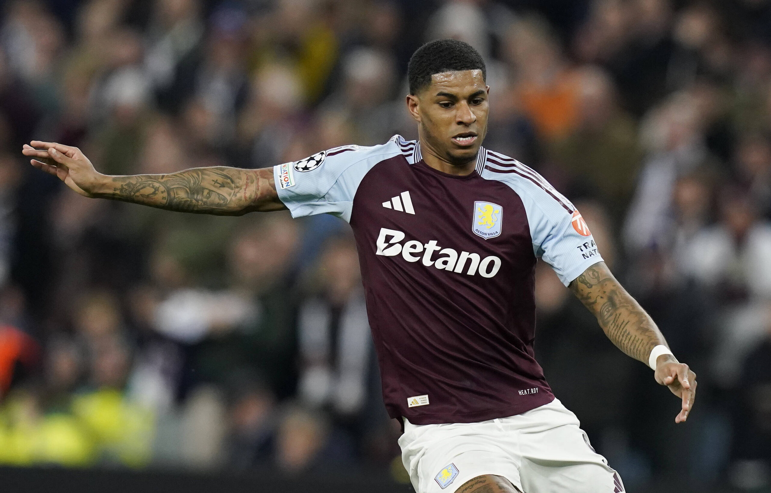 Birmingham, England, 15th April 2025. Marcus Rashford of Aston Villa during the Aston Villa vs Paris Saint Germain Quarter Final 2nd Leg UEFA Champions League match at Villa Park, Birmingham. Picture credit should read: Andrew Yates / Sportimage EDITORIAL USE ONLY. No use with unauthorised audio, video, data, fixture lists, club/league logos or live services. Online in-match use limited to 120 images, no video emulation. No use in betting, games or single club/league/player publications. SPI_117_AY_Villa_PSG SPI-3842-0153
2025.04.15 Birmingham
pilka nozna , Liga Mistrzow
Aston Villa - Paris Saint-Germain
Foto IMAGO/PressFocus
!!! POLAND ONLY !!!