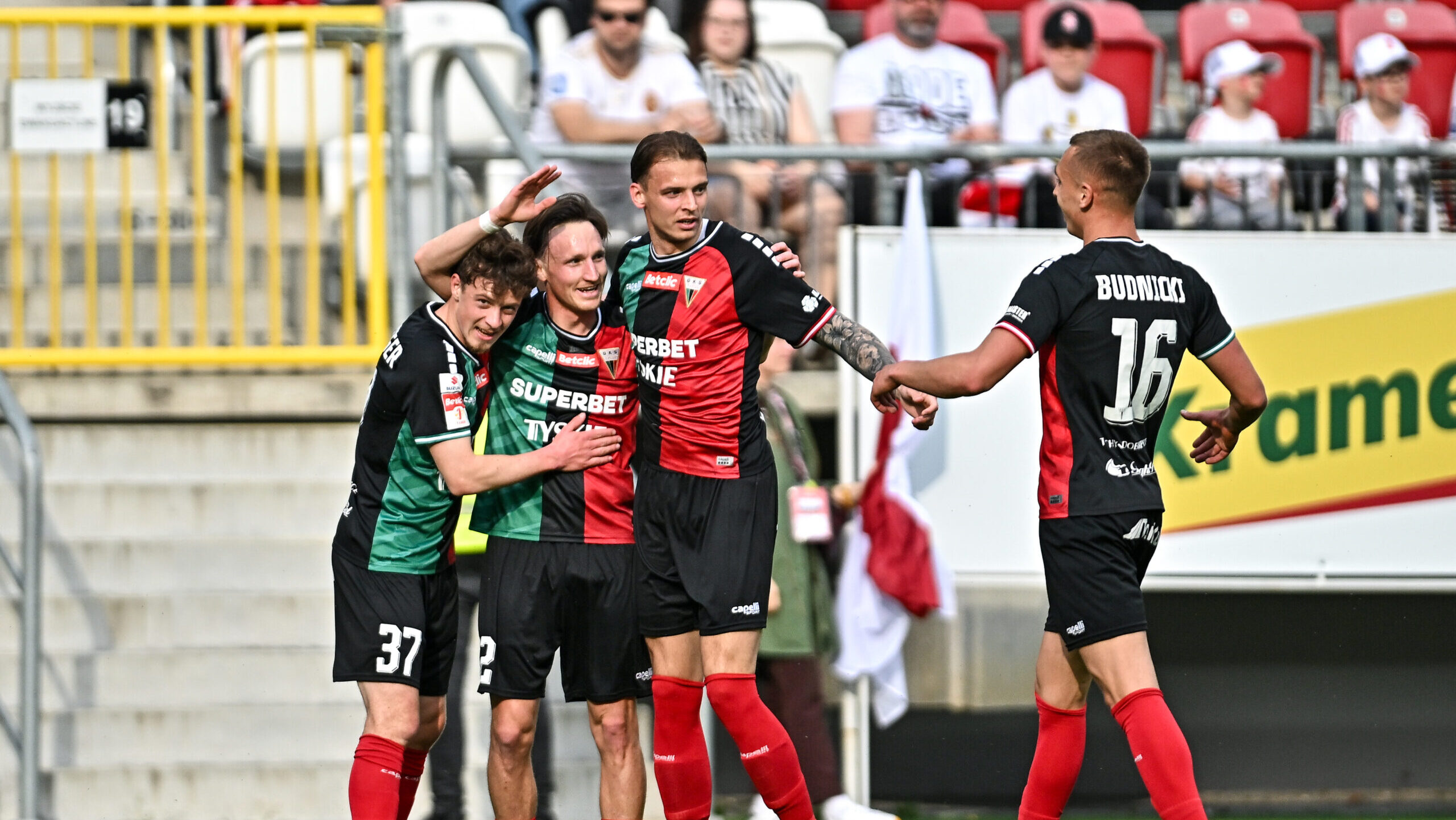 2025.04.21 Lodz
Pilka nozna Betclic 1 Liga sezon 2024/2025
LKS Lodz - GKS Tychy
N/z Bramka gol radosc Julius Ertlthaler Julian Keiblinger Rafal Makowski
Foto Lukasz Sobala / PressFocus
2025.04.21 Lodz
Football Polish First League season 2024/2025
LKS Lodz - GKS Tychy
Bramka gol radosc Julius Ertlthaler Julian Keiblinger Rafal Makowski
Credit: Lukasz Sobala / PressFocus