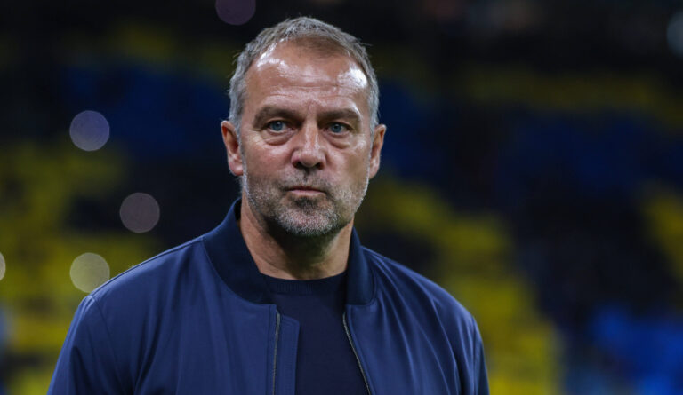 FC Internazionale vs FC Barcelona, Barca - UEFA Champions League 2024/25 Semi Final - 2nd leg - 06/05/2025 Hansi Flick Head Coach of FC Barcelona looks on during UEFA Champions League 2024/25 Semi Final - 2nd leg football match between FC Internazionale and FC Barcelona at San Siro Stadium *** FC Internazionale vs FC Barcelona UEFA Champions League 2024 25 Semi Final 2nd leg 06 05 2025 Hansi Flick Head Coach of FC Barcelona looks on during UEFA Champions League 2024 25 Semi Final 2nd leg football match between FC Internazionale and FC Barcelona at San Siro Stadium Copyright: xBEAUTIFULxSPORTS/Carabellix
2025.05.06 Mediolan
pilka nozna , Liga Mistrzow
Inter Mediolan - FC Barcelona
Foto IMAGO/PressFocus

!!! POLAND ONLY !!!
