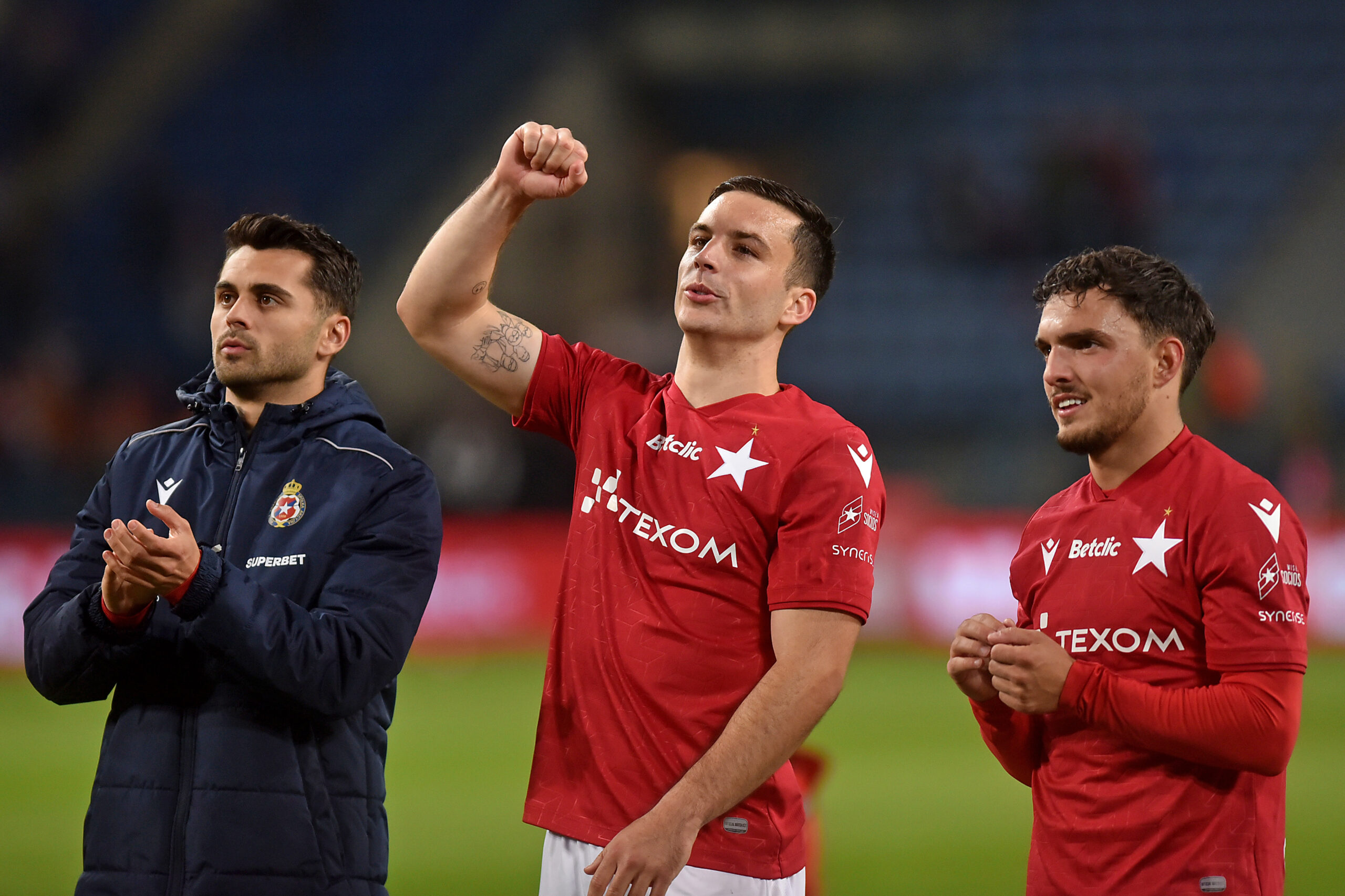 2025.05.16 Krakow
Pilka nozna , Betclic I liga , sezon 2024/25
Wisla Krakow - Stal Stalowa Wola
N/z pilkarze Wisly, radosc po meczu, Angel Baena, Angel Rodado, Tamas Kiss
Foto Krzysztof Porebski / PressFocus

2025.05.16 Krakow
Football , Polish league, second level , 2024/2025 season
Wisla Krakow - Stal Stalowa Wola
pilkarze Wisly, radosc po meczu, Angel Baena, Angel Rodado, Tamas Kiss
Credit: Krzysztof Porebski / PressFocus