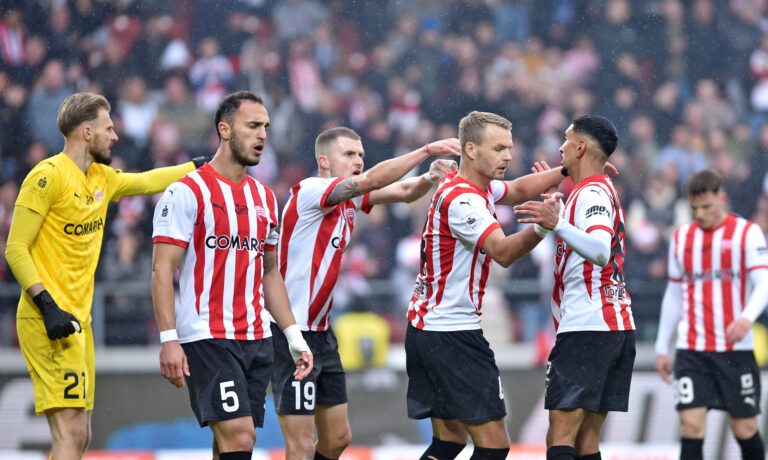 2025.05.18 Krakow
Pilka nozna , PKO BP Ekstraklasa sezon 2024/25
Cracovia Krakow - Legia Warszawa
N/z Henrich Ravas, Virgil Ghita, David Kristjan Olafsson, Amir Al-Ammari, Gustav Henriksson
Foto Krzysztof Porebski / PressFocus

2025.05.18 Krakow
Football Polish top league , 2024/2025 season
Cracovia Krakow - Legia Warszawa
Henrich Ravas, Virgil Ghita, David Kristjan Olafsson, Amir Al-Ammari, Gustav Henriksson
Credit: Krzysztof Porebski / PressFocus