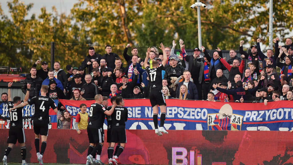 2025.05.24 Bytom
Pilka Nozna Betclic 2 Druga Liga Sezon 2024/2025
Polonia Bytom - Chojniczanka Chojnice 
N/z Jean Franco Sarmiento gol bramka radosc kiice radosc
Foto Norbert Barczyk / PressFocus

2025.05.24 Bytom
Football Polish Second Division Season 2024/2025
Jean Franco Sarmiento gol bramka radosc kiice radosc
Credit: Norbert Barczyk / PressFocus