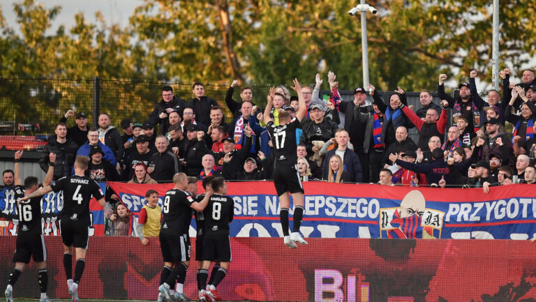 2025.05.24 Bytom
Pilka Nozna Betclic 2 Druga Liga Sezon 2024/2025
Polonia Bytom - Chojniczanka Chojnice 
N/z Jean Franco Sarmiento gol bramka radosc kiice radosc
Foto Norbert Barczyk / PressFocus

2025.05.24 Bytom
Football Polish Second Division Season 2024/2025
Jean Franco Sarmiento gol bramka radosc kiice radosc
Credit: Norbert Barczyk / PressFocus