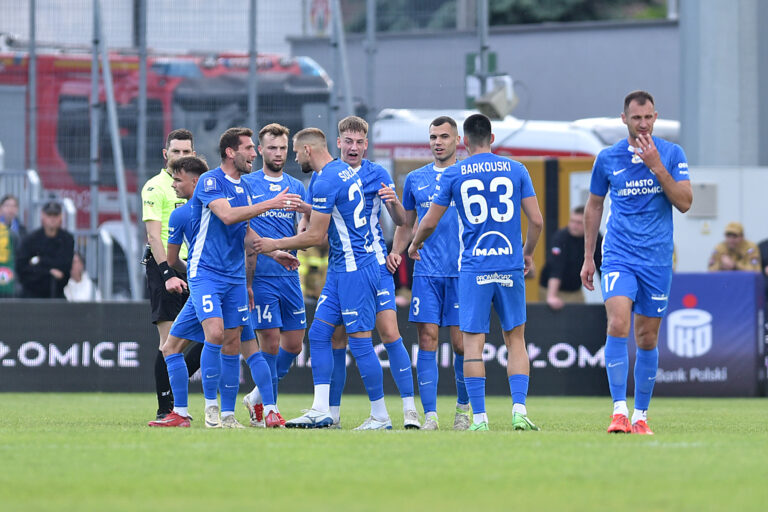 2025.05.24 Niepolomice
Pilka nozna , PKO BP Ekstraklasa sezon 2024/25
Puszcza Niepolomice - Slask Wroclaw
N/z Pilkarze Puszczy, radosc po bramce na 1-0, gol, bramka
Foto Krzysztof Porebski / PressFocus

2025.05.24 Niepolomice
Football Polish top league , 2024/2025 season
Puszcza Niepolomice - Slask Wroclaw
Pilkarze Puszczy, radosc po bramce na 1-0, gol, bramka
Credit: Krzysztof Porebski / PressFocus