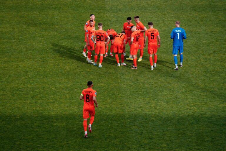 2025.05.24 Lubin
Pilka nozna PKO Ekstraklasa sezon 2024/2025
KGHM Zaglebie Lubin - Cracovia Krakow
N/z Druzyna Damian Dabrowski Jakub Kolan Adam Radwanski Dawid Kurminowski Igor Orlikowski Tomasz Pienko Kajetan Szmyt Josip Corluka Michal Nalepa Aleks Lawniczak Jasmin Buric
Foto Tomasz Folta / PressFocus

2025.05.24 Lubin
Football PKO Ekstraklasa season 2024/2025
KGHM Zaglebie Lubin - Cracovia Krakow
Druzyna Damian Dabrowski Jakub Kolan Adam Radwanski Dawid Kurminowski Igor Orlikowski Tomasz Pienko Kajetan Szmyt Josip Corluka Michal Nalepa Aleks Lawniczak Jasmin Buric
Credit: Tomasz Folta / PressFocus