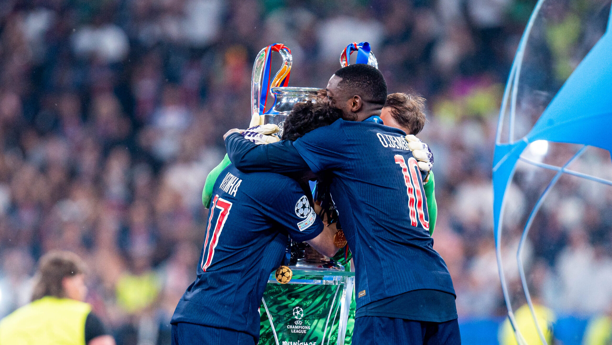 2025.06.01 Monachium
2024/2025 UEFA Final Ligi Mistrzow 
Allianz Arena Monachium
PSG - Inter Mediolan
N/z odbierajacy medal with medal and trophy uefa champions league prezes PSG Nasser Al Khelaifi Ousmane Dembele Vitinha
Foto Mateusz Porzucek PressFocus

2025.06.01 Monachium
UEFA Champions League Final
Allianz Arena stadium
Munich
Paris Saint Germain - 
FC Internazionale Milano
PSG - Inter Mediolan
odbierajacy medal with medal and trophy uefa champions league prezes PSG Nasser Al Khelaifi Ousmane Dembele Vitinha
Credit: Mateusz Porzucek PressFocus