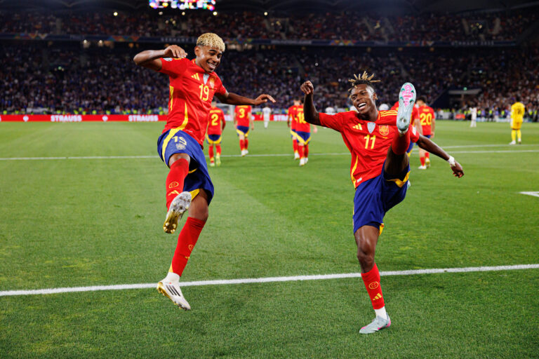 Lamine Yamal and Nico Williams seen celebrating after goal during UEFA Nations League 2025 semifinal game between national teams of Spain and France Maciej Rogowski Stuttgart MHP Arena Germany Copyright: xMaciejxRogowskix spainvsfrance2425-270
2025.06.05 Stuttgart
pilka nozna , liga narodow
Hiszpania - Francja
Foto IMAGO/PressFocus

!!! POLAND ONLY !!!