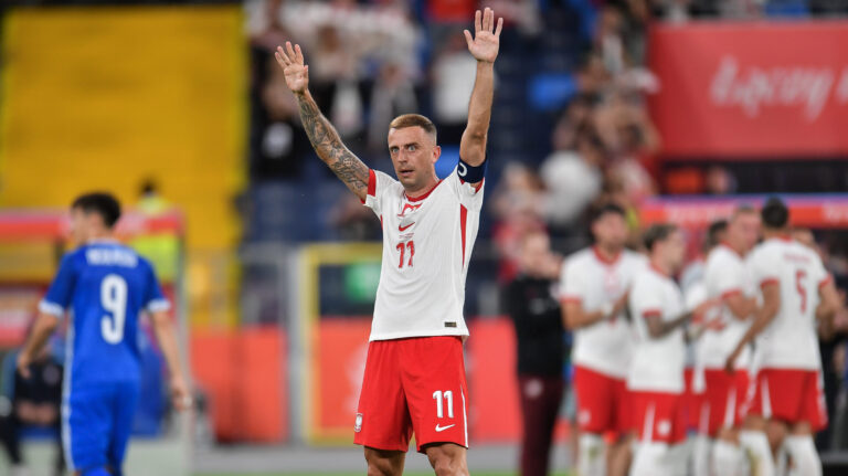 2025.06.06 Chorzow
Pilka nozna Reprezentacja Polski mecz towarzyski
Polska - Moldawia
N/z Kamil Grosicki schodzi z boiska ostatni mecz w reprezentacji
Foto Mateusz Sobczak / PressFocus
2025.06.06 Chorzow
Football Polish National Football Team - friendly match
Poland - Moldova
Kamil Grosicki schodzi z boiska ostatni mecz w reprezentacji
Credit: Mateusz Sobczak / PressFocus