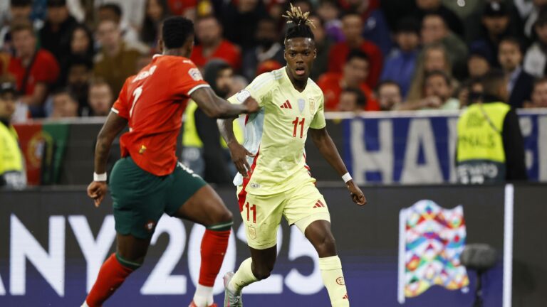 6/8/2025 - MUNCHEN - (L-R) Nelson Semedo of Portugal, Nico Williams of Spain during the UEFA Nations League final Portugal v. Spain at the Munich Football Arena on June 8, 2025 in Munich, Germany. ANP | Hollandse Hoogte | MAURICE VAN STEEN /ANP/Sipa USA
2025.06.08 Monachium
pilka nozna Liga Narodow
Portugalia - Hiszpania
Foto ANP/SIPA USA/PressFocus

!!! POLAND ONLY !!!
