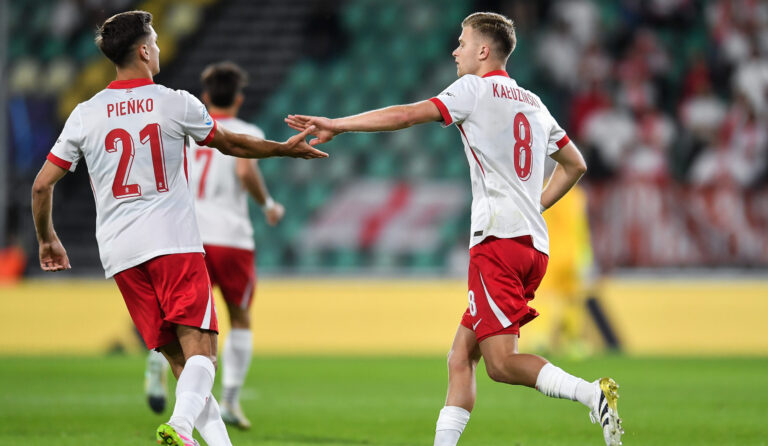 2025.06.11 Zilina
Pilka nozna kadra reprezentacja Mistrzostwa Europy U21 Slowacja 2025
Polska - Gruzja
N/z Tomasz Pienko Jakub Kaluzinski
Foto Mateusz Sobczak / PressFocus
2025.06.11 Zilina
Football 2025 UEFA European Under 21 Championship
Poland v Georgia
Tomasz Pienko Jakub Kaluzinski
Credit: Mateusz Sobczak / PressFocus