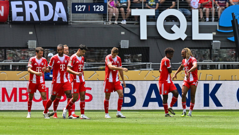 FIFA Club World Cup FC Bayern Munchen - Auckland City FC 15.06.2025 Jubel der Bayern nach dem Treffer zum 4-0 durch Kingsley COMAN FC Bayern Muenchen 11 / Tor / Torschuetze / Freude / Happy / FIFA Club World Cup: FC Bayern Muenchen - Auchkland City FC, TQL Stadium am 15.06.2025 / BLD / ZDF / NOT FOR SALE IN USA *** FIFA Club World Cup FC Bayern Munich Auckland City FC 15 06 2025 Bayern celebrate after Kingsley COMAN FC Bayern Muenchen 11 Goal Goalscorer Joy Happy FIFA Club World Cup FC Bayern Muenchen Auchkland City FC, TQL Stadium on 15 06 2025 BLD ZDF NOT FOR SALE IN USA Copyright: xBEAUTIFULxSPORTS/Goldbergx
2025.06.15 Cincinnati
pilka nozna , klubowe mistrzostwa swiata w pilce noznej FIFA
Bayern Monachium - Auckland City FC
Foto IMAGO/PressFocus

!!! POLAND ONLY !!!