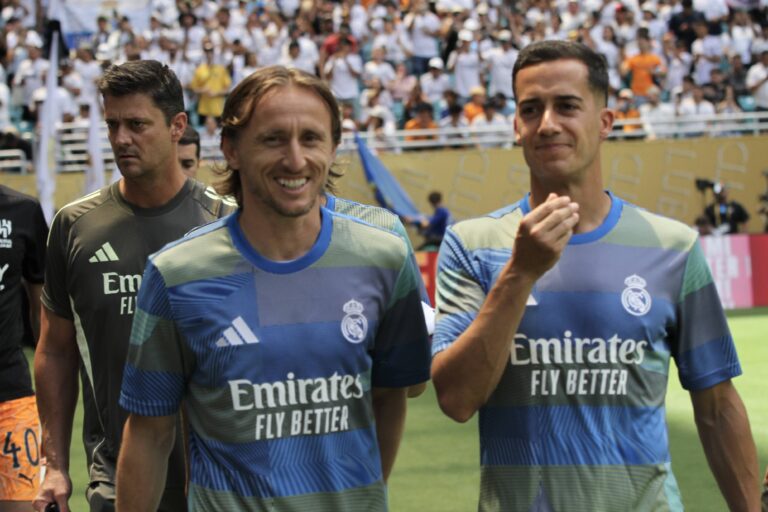 Real madrid c.f. - al hilal-copa do mundo de clubes da fifa. spo real madrid c.f. - al hilal-fifa club world cup. June 18, 2025, miami, florida, usa: mudric luka and vazquez lucas of real during soccer match between real madrid c.f. And al hilal in the group stage of fifa club world cup taking place at hard rock stadium in miami. Credit: niyi fote/thenews2 Foto: Niyi Fote/Thenews2/imago images SPO PUBLICATIONxNOTxINxUSA Copyright: xNiyixFotex
2025.06.18 Miami Gardens
pilka nozna , klubowe mistrzostwa swiata w pilce noznej FIFA
Real Madryt - Al Hilal
Foto IMAGO/PressFocus

!!! POLAND ONLY !!!