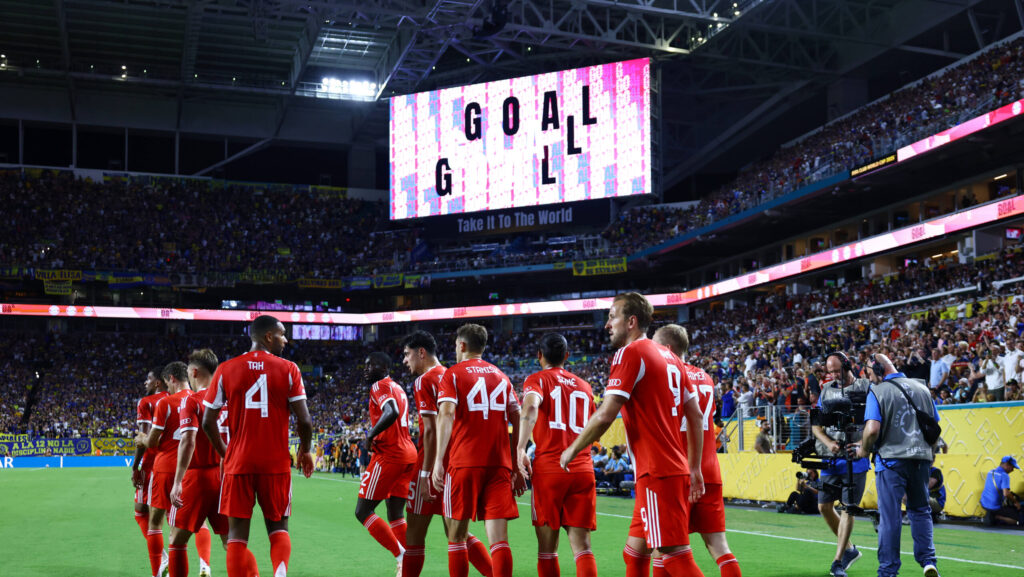 Miami Gardens, USA, 20th June 2025. Bayern s Harry Kane celebrates his goal during the Bayern Munich vs CA Boca Juniors FIFA Club World Cup match at Hard Rock Stadium, Miami Gardens. Picture credit should read: David Klein / Sportimage EDITORIAL USE ONLY. No use with unauthorised audio, video, data, fixture lists, club/league logos or live services. Online in-match use limited to 120 images, no video emulation. No use in betting, games or single club/league/player publications. SPI_135_DK_Munich_Boca_Juniors SPI-3988-0135
2025.06.20 Miami Gardens
pilka nozna , klubowe mistrzostwa swiata w pilce noznej FIFA
Bayern Monachium - Boca Juniors 
Foto IMAGO/PressFocus

!!! POLAND ONLY !!!