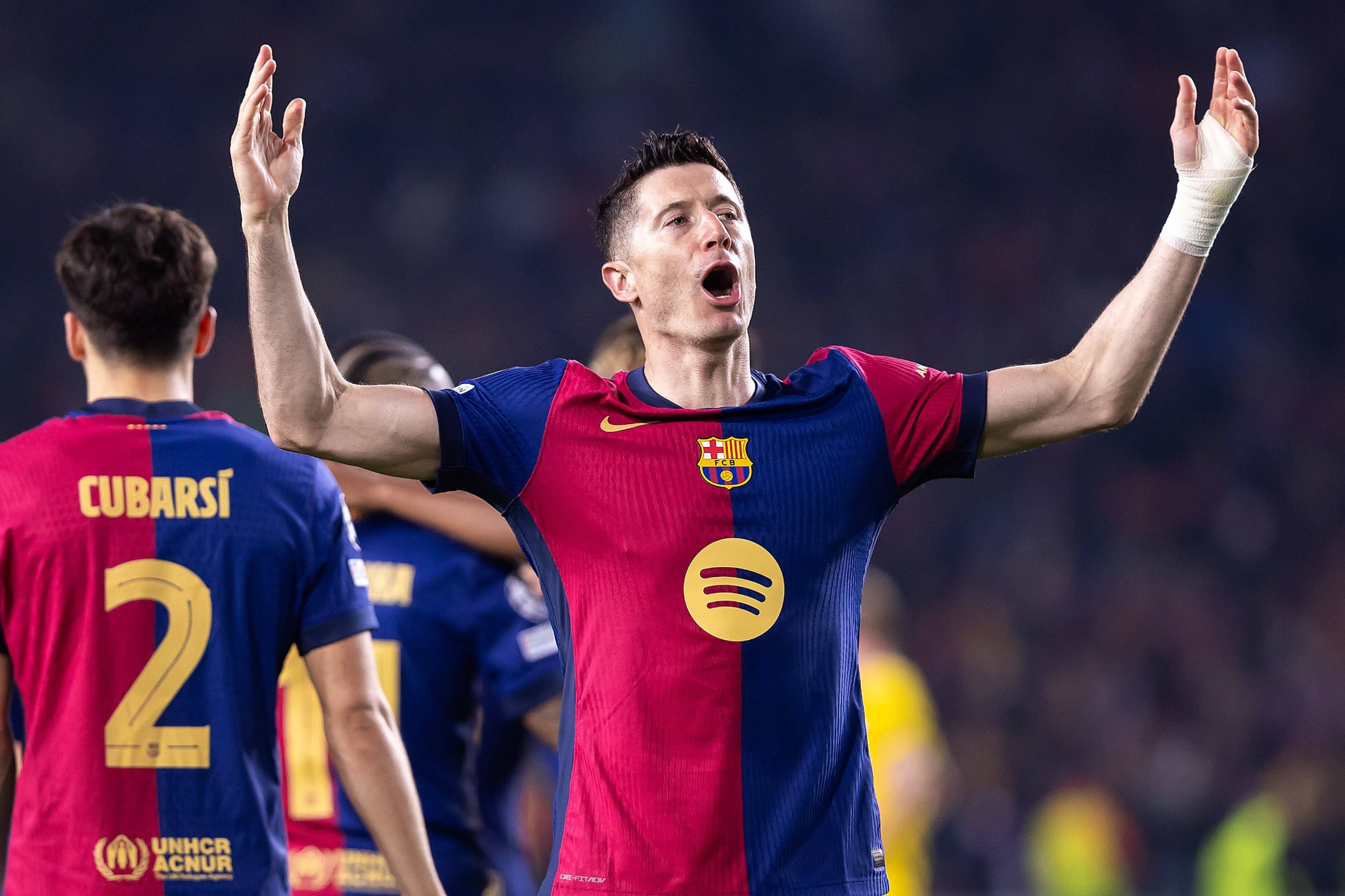 To będzie następca Lewandowskiego? Nowy napatnik łączony z Barceloną!