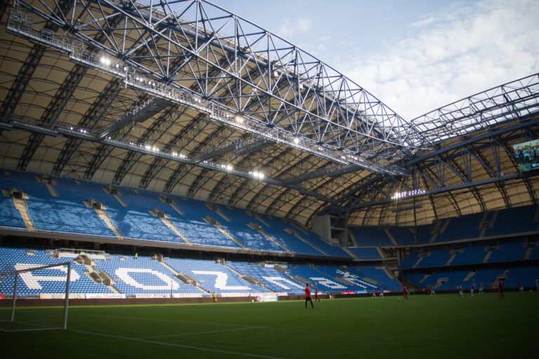 2014.07.20 POZNAN 

PILKA NOZNA T-MOBILE EKSTRAKLASA, SEZON 2014/2015 
FOOTBALL POLISH EKSTRAKLASA SEASON 2014/2015 

1 KOLEJKA MECZ LECH POZNAN - PIAST GLIWICE 

N/Z MECZ LECH VS PIAST ROZGRYWANY PRZY PUSTYM STADIONIE PRZY BULGARSKIEJ 

FOTO PIOTR KIEPLIN / PREESSFOCUS