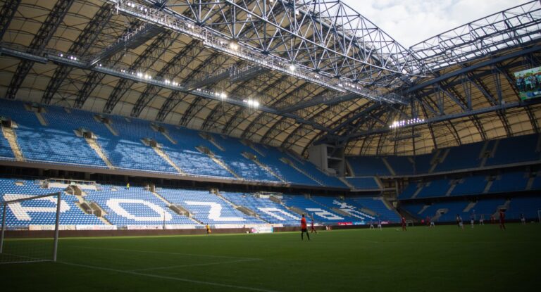 2014.07.20 POZNAN 

PILKA NOZNA T-MOBILE EKSTRAKLASA, SEZON 2014/2015 
FOOTBALL POLISH EKSTRAKLASA SEASON 2014/2015 

1 KOLEJKA MECZ LECH POZNAN - PIAST GLIWICE 

N/Z MECZ LECH VS PIAST ROZGRYWANY PRZY PUSTYM STADIONIE PRZY BULGARSKIEJ 

FOTO PIOTR KIEPLIN / PREESSFOCUS