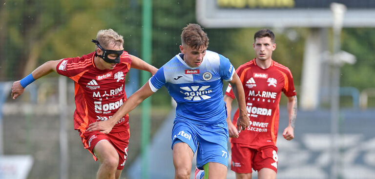 2024.07.27 Krakow
Pilka nozna, Betclic II liga, sezon 2024/2025
Hutnik Krakow - Swit Skolwin Szczecin
N/z Jedrzej Goral, Michal Glogowski, Maciej Koziara
Foto Krzysztof Porebski / PressFocus

2024.07.27 Krakow
Football, Polish second league - third level, 2024/25 season
Hutnik Krakow - Swit Skolwin Szczecin
Jedrzej Goral, Michal Glogowski, Maciej Koziara
Credit: Krzysztof Porebski / PressFocus