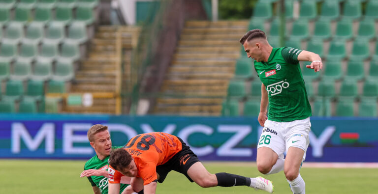 2025.05.03 Grodzisk Wielkopolski
Pilka nozna Betclic I Liga sezon 2024/2025
Warta Poznan - Ruch Chorzow
N/z Michal Kopczynski Jakub Adkonis
Foto Pawel Jaskolka / PressFocus

2025.05.03 Grodzisk Wielkopolski
Football Polish League 1 Division season 2024/2025
Warta Poznan - Ruch Chorzow
Credit: Pawel Jaskolka / PressFocus