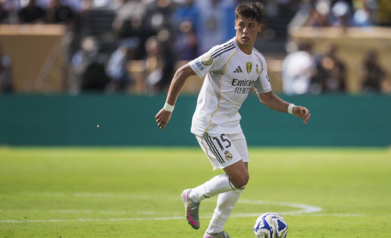 Paris Saint-Germain FC v Real Madrid CF - FIFA Club World Cup Arda Guler of Real Madrid CF in action during the FIFA Club World Cup semi final football match between Paris Saint-Germain FC and Real Madrid CF. East Rutherford United States Copyright: xNicoloxCampox
2025.07.09 East Rutherford
pilka nozna , klubowe mistrzostwa swiata w pilce noznej FIFA , PSG
Paris Saint-Germain - Real Madryt
Foto IMAGO/PressFocus

!!! POLAND ONLY !!!