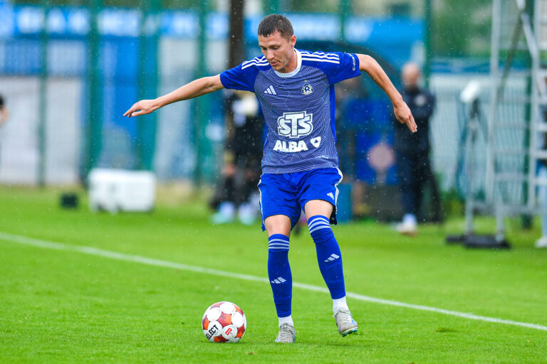 2025.07.09 Chorzow
Pilka nozna Sparing Mecz towarzyski Pierwsza Liga Betclic 1 Liga Sezon 2025/2026
Ruch Chorzow - Puszcza Niepolomice
N/z Patryk Szwedzik
Foto Marcin Bulanda / PressFocus

2025.07.09 Chorzow
Football Friendly Match Polish Betclic First I League Season 2025/2026
Ruch Chorzow - Puszcza Niepolomice
Patryk Szwedzik
Credit: Marcin Bulanda / PressFocus