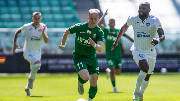 2023.04.30 Wroclaw
Pilka nozna, PKO BP Ekstraklasa, sezon 2022/2023
Slask Wroclaw - Radomiak Radom
N/z Dennis Jastrzembski
Foto Mateusz Porzucek PressFocus

2023.04.30 Wroclaw
Football, Polish top league - first level, 2022/23 season
Slask Wroclaw - Radomiak Radom
Dennis Jastrzembski
Credit: Mateusz Porzucek PressFocus