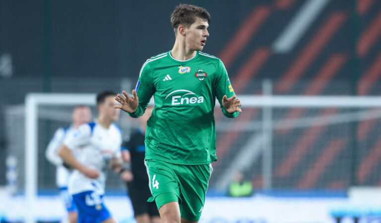 04.03.2024 Radom
Pilka nozna
PKO Ekstraklasa 2023/2024
Radomiak Radom - Stal Mielec
N/z Luka Vuskovic
Foto Adam Starszynski / PressFocus

04.03.2024 Radom
Football
PKO Ekstraklasa2023/2024, polish top division
Radomiak Radom - Stal Mielec
Luka Vuskovic
Credit Adam Starszynski / PressFocus