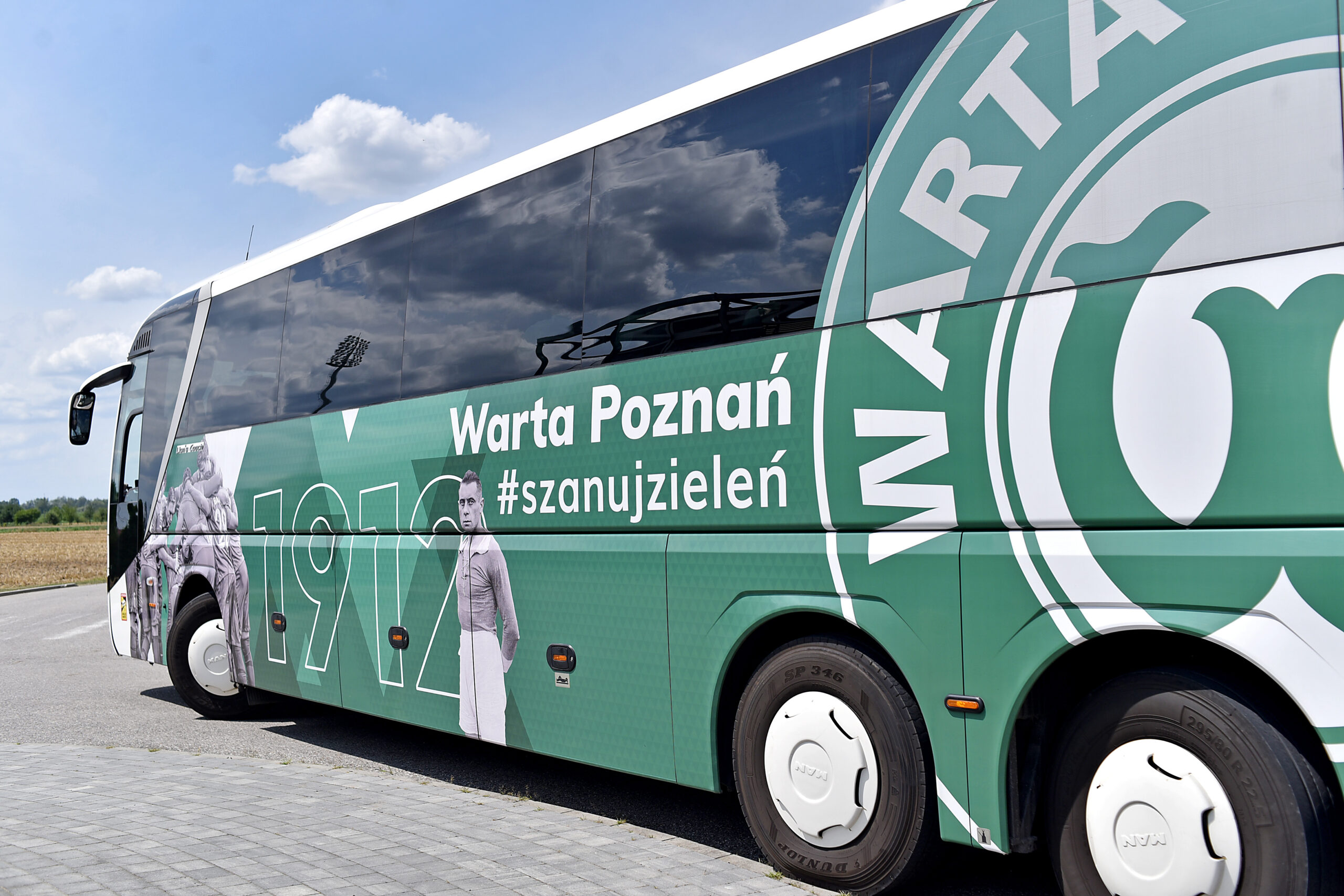 2024.07.20 Nieciecza
Pilka nozna, Betclic I liga, sezon 2024/2025
Bruk-Bet Termalica Nieciecza - Warta Poznan
N/z Autokar Warty Poznan pod stadionem w Niecieczy
Foto Krzysztof Porebski / PressFocus

2024.07.20 Nieciecza
Football, Polish first league - second level, 2024/25 season
Bruk-Bet Termalica Nieciecza - Warta Poznan
Autokar Warty Poznan pod stadionem w Niecieczy
Credit: Krzysztof Porebski / PressFocus