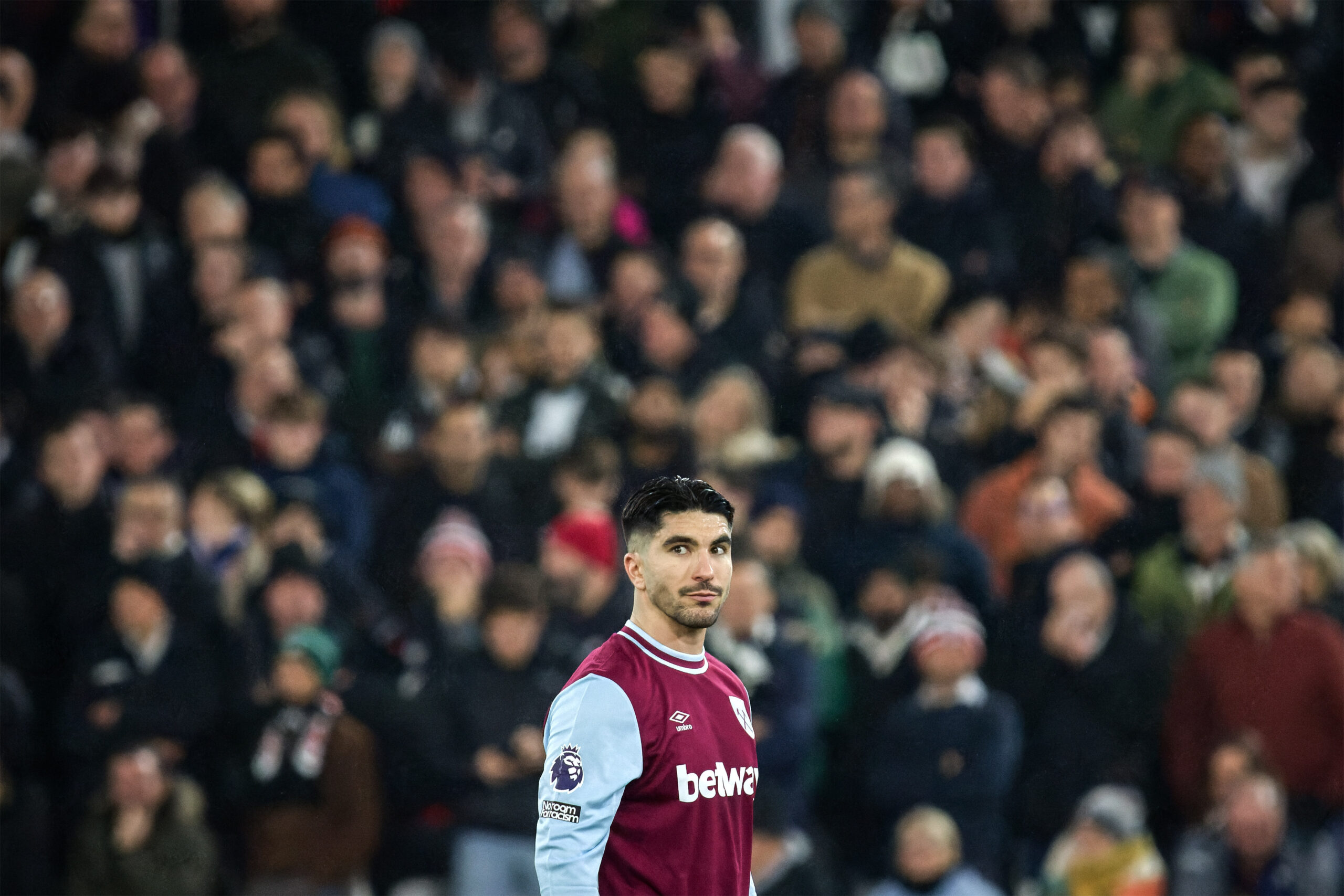 London, England, January 14 2025: Carlos Soler (4 West Ham) during the Premier League game between West Ham and Fulham at London Stadium in London, England.  (Pedro Porru/SPP) (Photo by Pedro Porru/SPP/Sipa USA)
2025.01.14 London
pilka nozna liga angielska
West Ham - Fulham
Foto Pedro Porru/SPP/SIPA USA/PressFocus

!!! POLAND ONLY !!!
