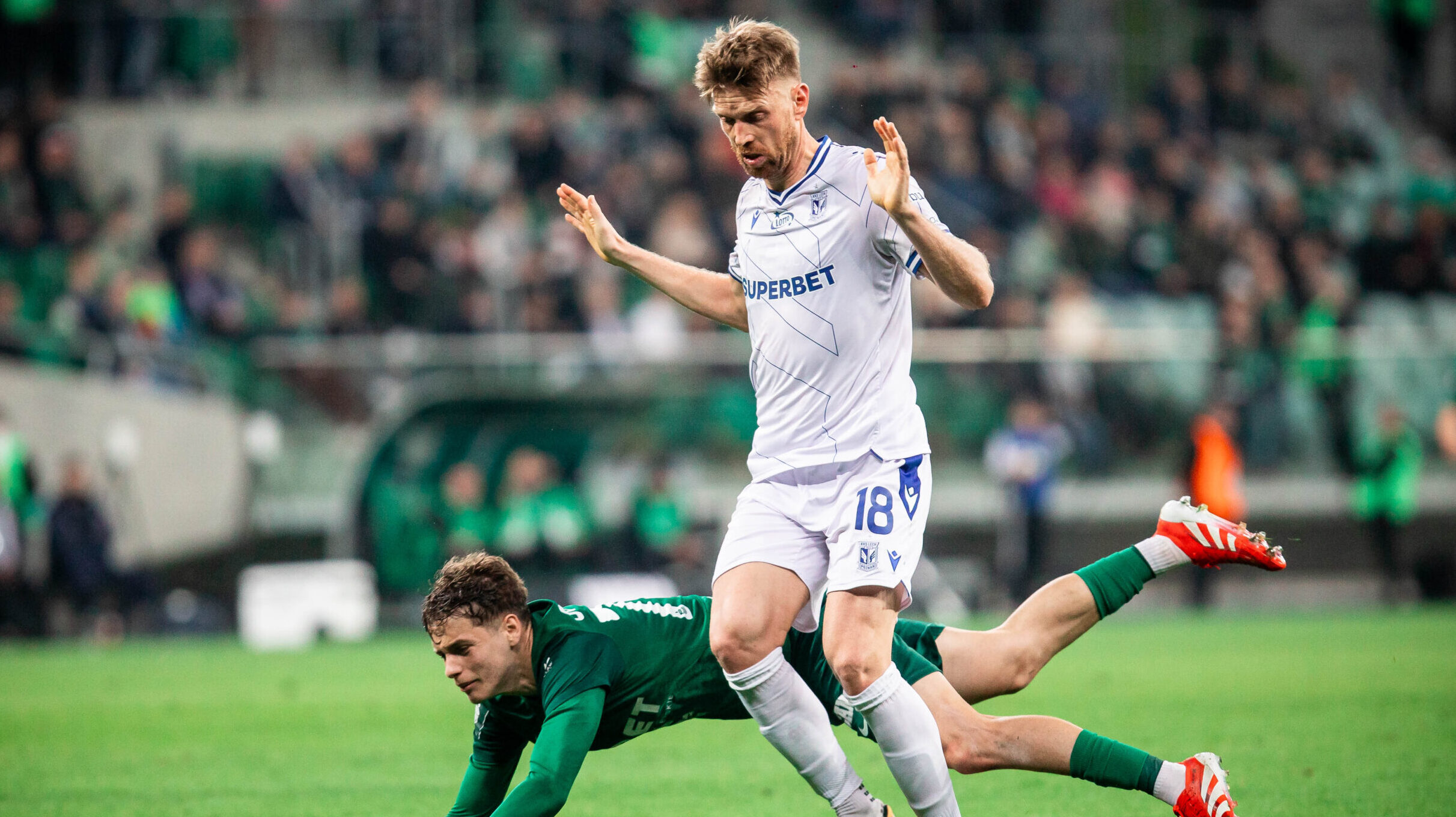 2025.03.29 Wroclaw
Wroclaw Pilka nozna, PKO BP Ekstraklasa, sezon 2024/2025
Slask Wroclaw - Lech Poznan
N/z Bartosz Salamon
Foto Mateusz Porzucek PressFocus

2025.03.29 Wroclaw
Football, Polish top league - first level, 2024/25 season
Slask Wroclaw - Lech Poznan
Bartosz Salamon
Credit: Mateusz Porzucek PressFocus