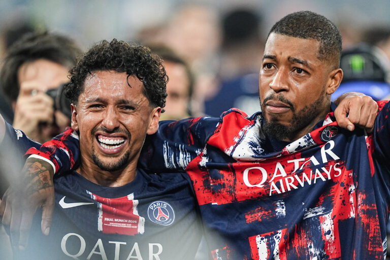 KIMPEMBE and MARQUINHOS in tears and emotion after winning the trophy during the UEFA Champions League final match between Paris Saint-Germain (PSG) and FC Internazionale (FC Inter) at the Allianz Arena on May 31, 2025, in Munich, Germany.//BENAYACHEADIL_DSC00178/Credit:Adil Benayache/SIPA/2506010256

31.05.2025 
pilka nozna liga mistrzow
Paris Saint-Germain - Inter Mediolan
Foto Adil Benayache/SIPA / Sipa / PressFocus 
POLAND ONLY!!