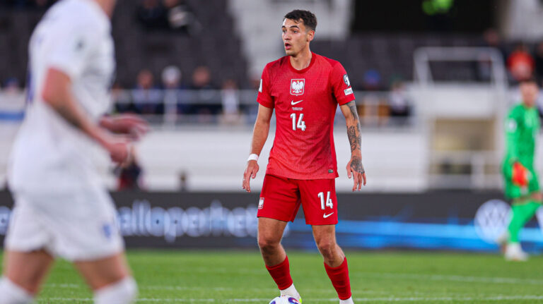 2025.06.10 Helsinki
pilka nozna FIFA Kwalifikacje do Mistrzostw Swiata
Finlandia - Polska
N/z Jakub Kiwior
Foto Pawel Andrachiewicz / PressFocus

2025.06.10 Helsinki
Football - FIFA World Cup qualification
Finland - Poland
Jakub Kiwior
Credit: Pawel Andrachiewicz / PressFocus