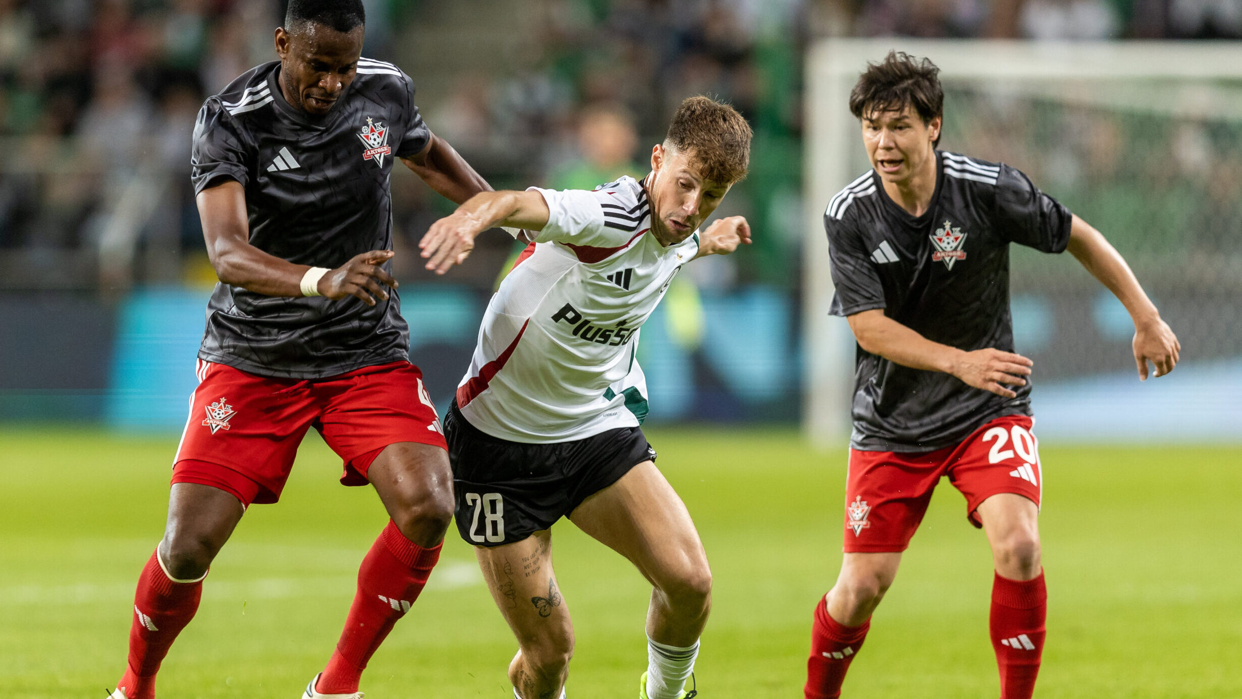 2025.07.10 Warszawa
pilka nozna kwalifikacje Ligi Konferencji sezon 2025/2026
Legia Warszawa - FK Aktobe
N/z Gaby Kiki (Aktobe), Marc Gual (Legia), Georgi Zhukov (Aktobe)
Foto Tomasz Jastrzebowski / Foto Olimpik / PressFocus

2025.07.10 Warszawa
Football - UEFA Conference League qyalifying season 2025/2026
Legia Warszawa - FK Aktobe
Gaby Kiki (Aktobe), Marc Gual (Legia), Georgi Zhukov (Aktobe)
Credit: Tomasz Jastrzebowski / Foto Olimpik / PressFocus