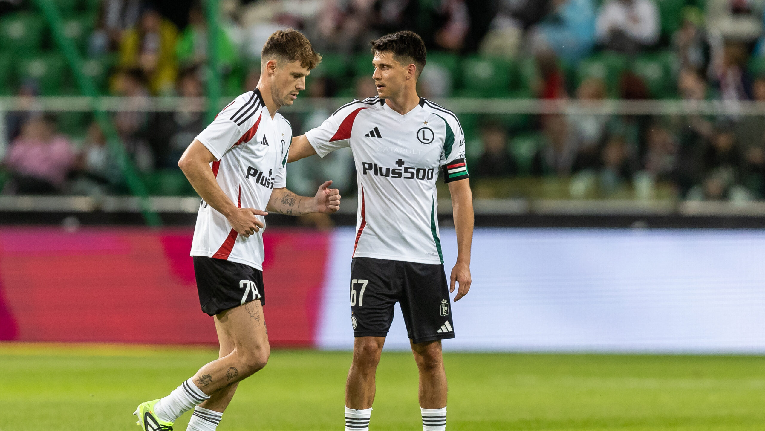 2025.07.10 Warszawa
pilka nozna kwalifikacje Ligi Konferencji sezon 2025/2026
Legia Warszawa - FK Aktobe
N/z Marc Gual (Legia), Bartosz Kapustka (Legia)
Foto Tomasz Jastrzebowski / Foto Olimpik / PressFocus

2025.07.10 Warszawa
Football - UEFA Conference League qyalifying season 2025/2026
Legia Warszawa - FK Aktobe
Marc Gual (Legia), Bartosz Kapustka (Legia)
Credit: Tomasz Jastrzebowski / Foto Olimpik / PressFocus