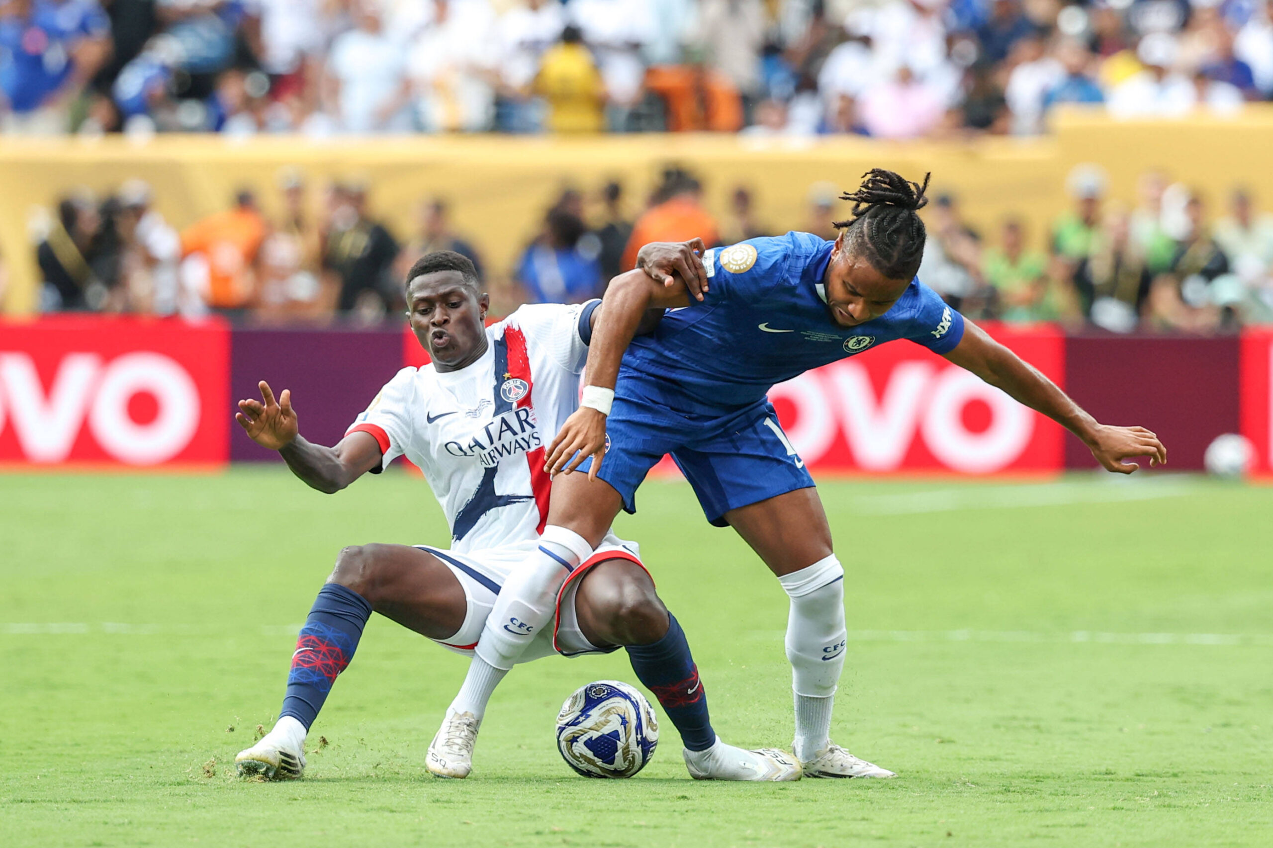 Chelsea and PSG in the 2025 FIFA Club World Cup final Christopher Nkunku of Chelsea and Nuno Mendes of Paris St. Germain in the final of the 2025 FIFA Club World Cup at Metlife Stadium in East Hartford in the United States on Sunday, July 13. East Hartford METLIFE STADIUM NJ UNITED STATES OF AMERICA Copyright: xWILLIAMxVOLCOVx
2025.07.13 East Rutherford
pilka nozna , klubowe mistrzostwa swiata w pilce noznej FIFA , PSG
Chelsea Londyn - Paris Saint-Germain
Foto IMAGO/PressFocus

!!! POLAND ONLY !!!