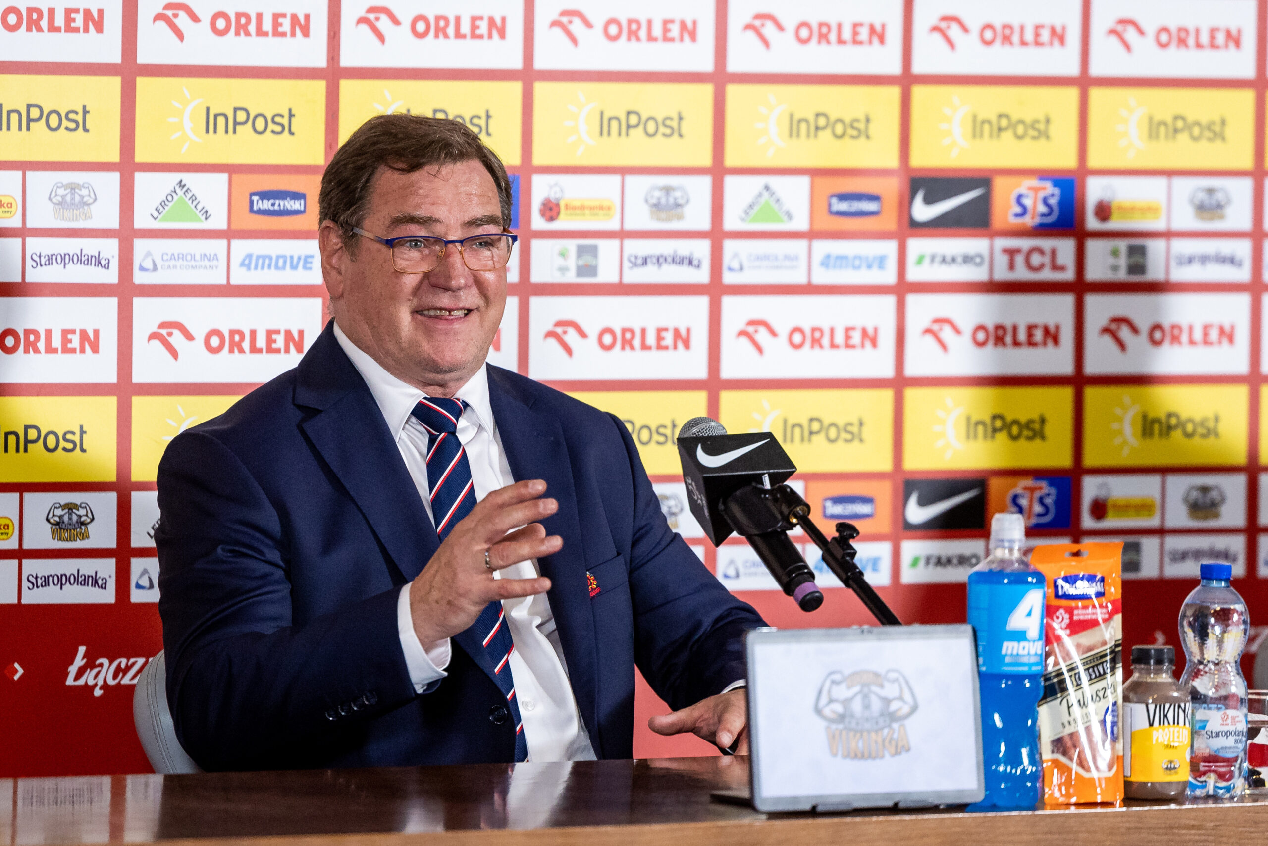 2025.07.17 Warszawa
pilka nozna prezentacja nowego trenera reprezentacji Polski w pilce noznej
Konferencja prasowa Jana Urbana
N/z Jan Urban
Foto Tomasz Jastrzebowski / Foto Olimpik / PressFocus

2025.07.17 Warszawa
Football - press conference of the new polish national team head coach,
Konferencja prasowa Jana Urbana
Jan Urban
Credit: Tomasz Jastrzebowski / Foto Olimpik / PressFocus