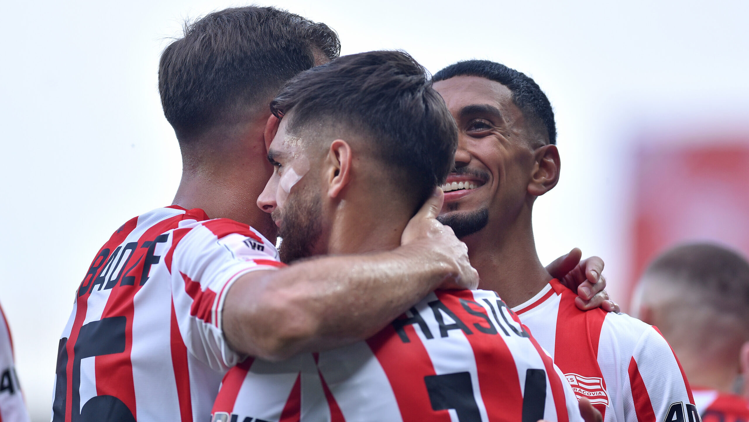 2025.07.25 Krakow
Pilka nozna , PKO BP Ekstraklasa sezon 2025/26
Cracovia Krakow - Bruk-Bet Termalica Nieciecza
N/z pilkarze Cracovii, radosc po bramce na 1-0, gol, bramka, Otar Kakabadze, Ajdin Hasic, Amir Al-Ammari
Foto Krzysztof Porebski / PressFocus

2025.07.25 Krakow
Football Polish top league , 2025/2026 season
Cracovia Krakow - Bruk-Bet Termalica Nieciecza
pilkarze Cracovii, radosc po bramce na 1-0, gol, bramka, Otar Kakabadze, Ajdin Hasic, Amir Al-Ammari
Credit: Krzysztof Porebski / PressFocus