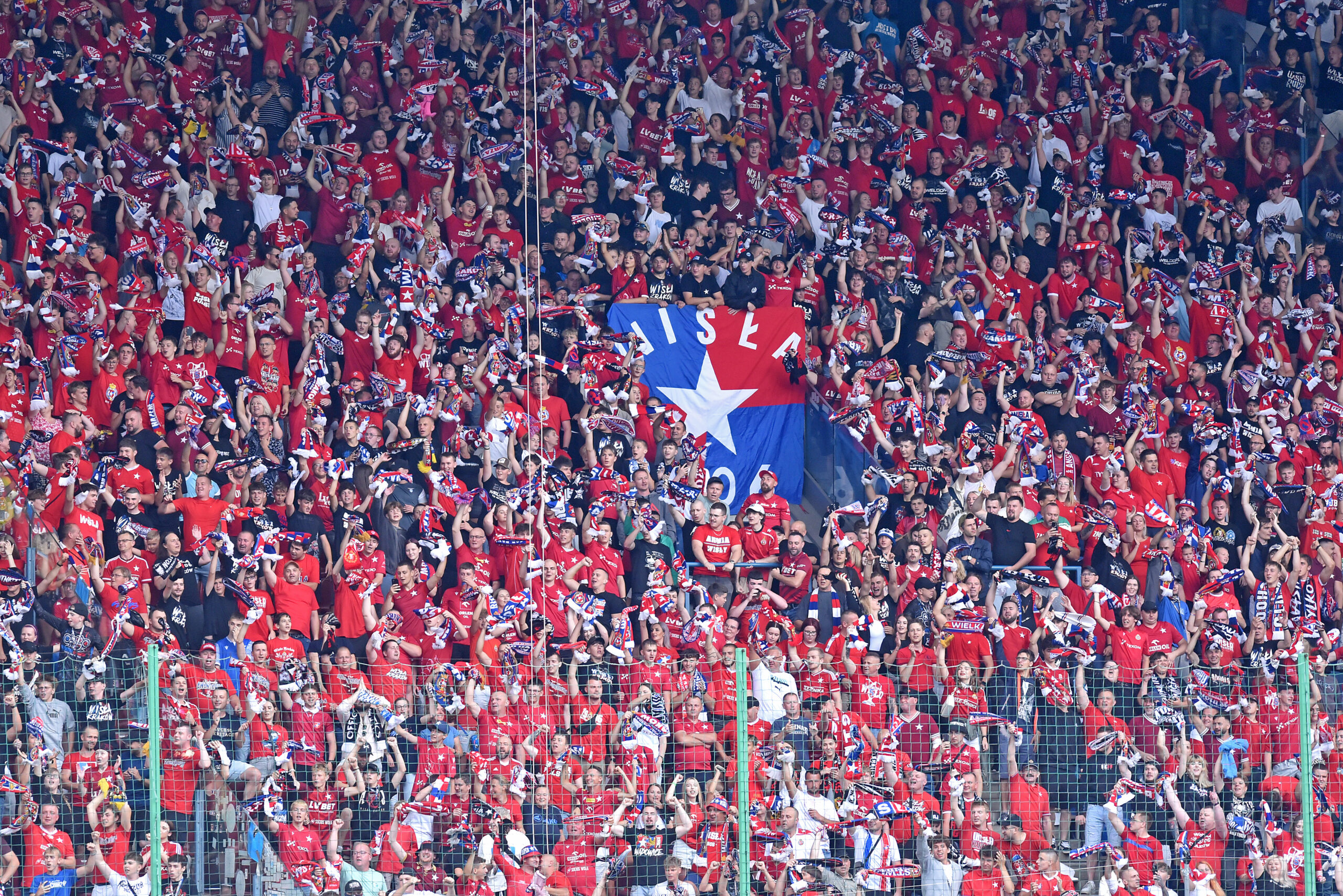 2025.07.26 Krakow
Pilka nozna , Betclic I liga , sezon 2025/26
Wisla Krakow - LKS Lodz
N/z Kibice Wisly, radosc po bramce na 3-0, gol, bramka
Foto Krzysztof Porebski / PressFocus

2025.07.26 Krakow
Football , Polish league, second level , 2025/2026 season
Wisla Krakow - LKS Lodz
Kibice Wisly, radosc po bramce na 3-0, gol, bramka
Credit: Krzysztof Porebski / PressFocus