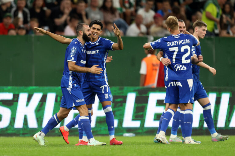 2025.07.26 Gdansk Pilka nozna PKO BP Ekstraklasa sezon 2025/2026 Lechia Gdansk - Lech Poznan N/z Mikael Ishak gol bramka radosc Luis Palma Foto Piotr Matusewicz / PressFocus

2025.07.26 Gdansk
Football Polish PKO BP Ekstraklasa season 2025/2026 
Lechia Gdansk - Lech Poznan 
Mikael Ishak gol bramka radosc Luis Palma 
Credit: Piotr Matusewicz / PressFocus