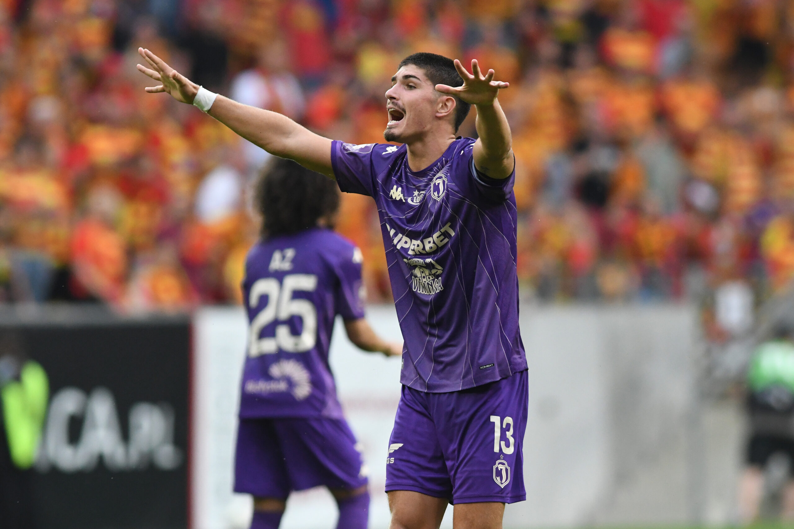 2025.07.27 Bialystok Pilka nozna PKO Ekstraklasa sezon 2025/2026 2. kolejka rozgrywek Jagiellonia Bialystok (fioletowe) - Widzew Lodz N/z Bernardo Vital Foto Michal Kosc / PressFocus 
2025.07.27 Bialystok Football Polish PKO Ekstraklasa season 2025/2026 Jagiellonia Bialystok - Widzew Lodz Credit Michal Kosc / PressFocus