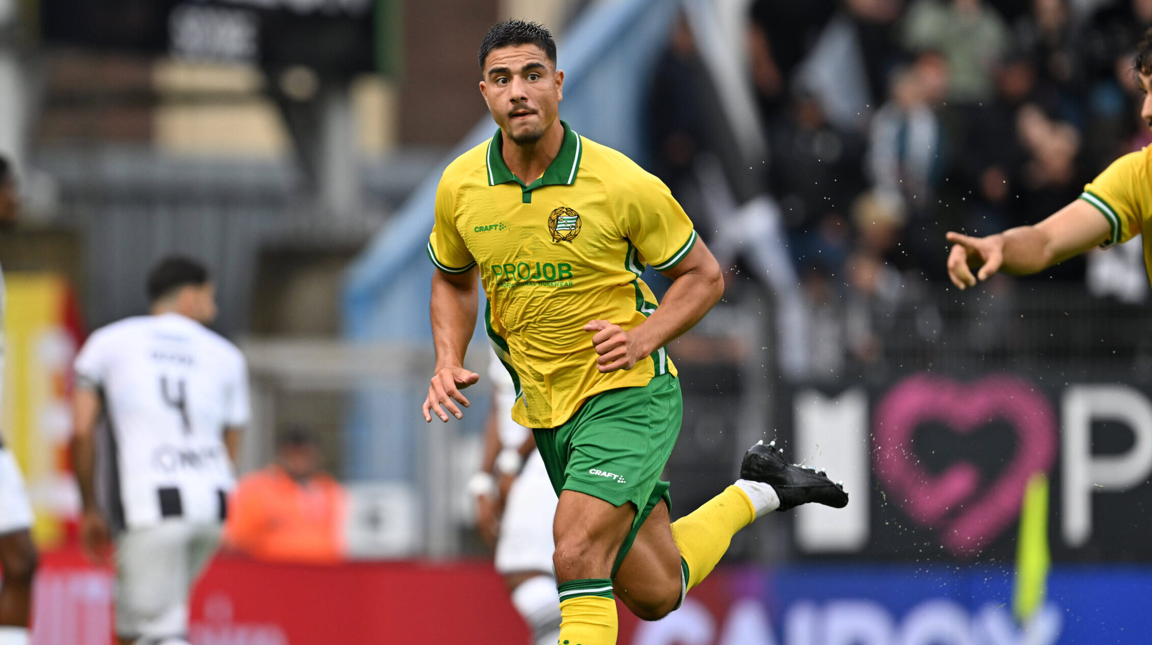250731 Charleroi vs Hammarby Jusef Erabi 9 of Hammarby celebrates after scoring the 0-1 goal during the Second qualifying round - 2nd leg game in the Uefa Conference League season 2025-2026 between Royal Charleroi Sporting Club and Hammarby from Sweden on July 31 , 2025 in Charleroi, Belgium. Photo by David Catry / Isosport Charleroi Belgium PUBLICATIONxNOTxINxBELxUKxUSA Copyright: xDavidxCatryx 20250731DC2_9339
2025.07.31 Charleroi
pilka nozna , Liga Konferencji
Royal Charleroi SC - Hammarby IF
Foto IMAGO/PressFocus

!!! POLAND ONLY !!!