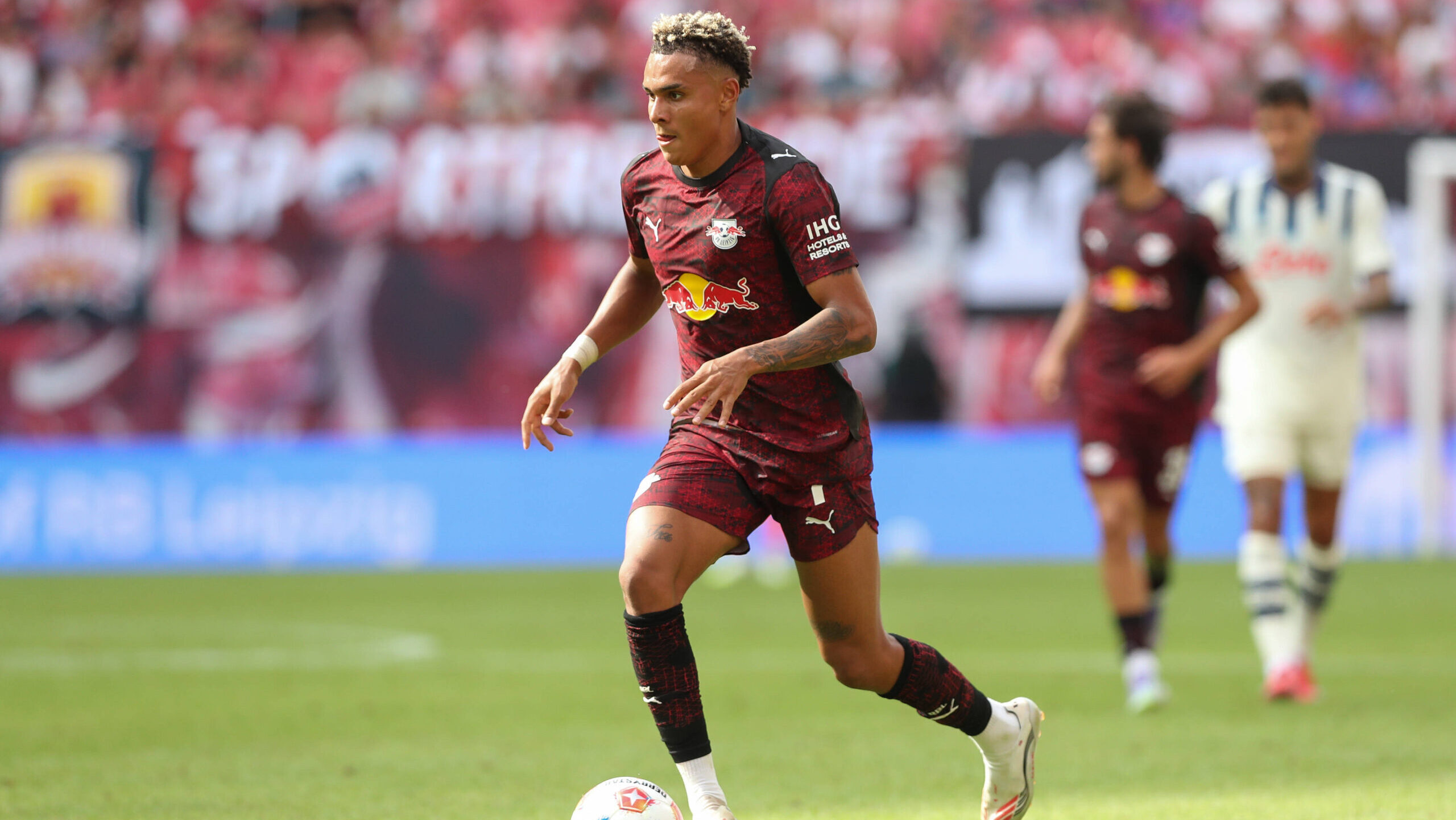 02.08.2025, xtgx, Fussball Testspiel, RB Leipzig - Atalanta Bergama emspor, v.l. Antonio Nusa Leipzig, 7 Freisteller, Einzelbild, Ganzkoerper, single frame DFL/DFB REGULATIONS PROHIBIT ANY USE OF PHOTOGRAPHS as IMAGE SEQUENCES and/or QUASI-VIDEO Leipzig *** 02 08 2025, xtgx, football test match, RB Leipzig Atalanta Bergama emspor, v l Antonio Nusa Leipzig, 7 cropped, single frame, full body, single frame DFL DFB REGULATIONS PROHIBIT ANY USE OF PHOTOGRAPHS as IMAGE SEQUENCES and or QUASI VIDEO Leipzig
2025.08.02 Lipsk
pilka nozna sparing mecz towarzyski
RB Lipsk - Atalanta Bergamo
Foto IMAGO/PressFocus

!!! POLAND ONLY !!!