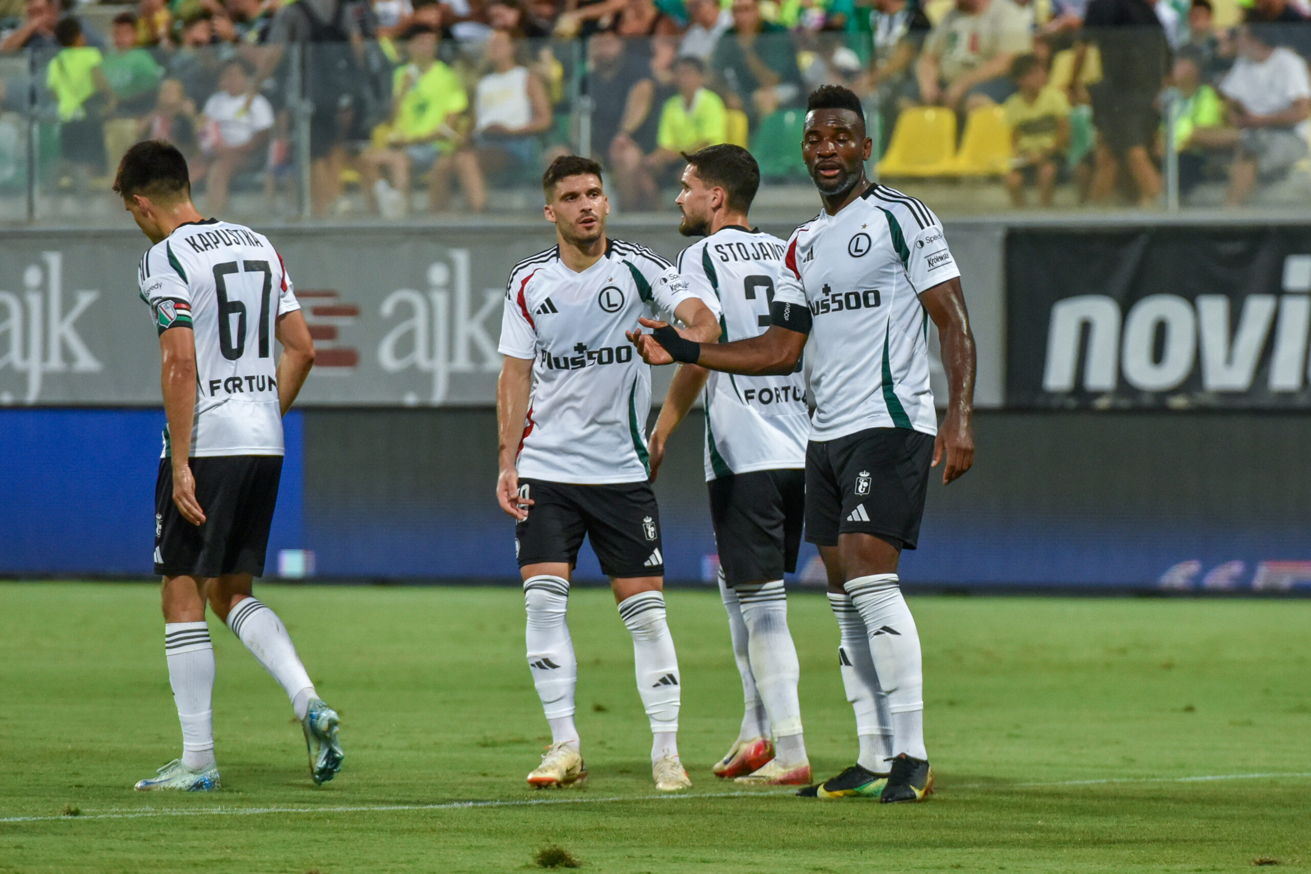 2025.08.07 Larnaka, Cypr
pilka nozna Liga Europy kwalifikacje sezon 2025/2026
AEK Larnaka - Legia Warszawa
N/z Bartosz Kapustka Ruben Vinagre Petar Stojanovic Jean-Pierre Nsame
Foto Wojciech Dobrzynski / Legionisci.com / PressFocus 
2025.08.07 Larnaca, Cyprus
Europa League second qualifying round season 2025/2026
AEK Larnaca - Legia Warsaw
Credit: Wojciech Dobrzynski / Legionisci.com / PressFocus