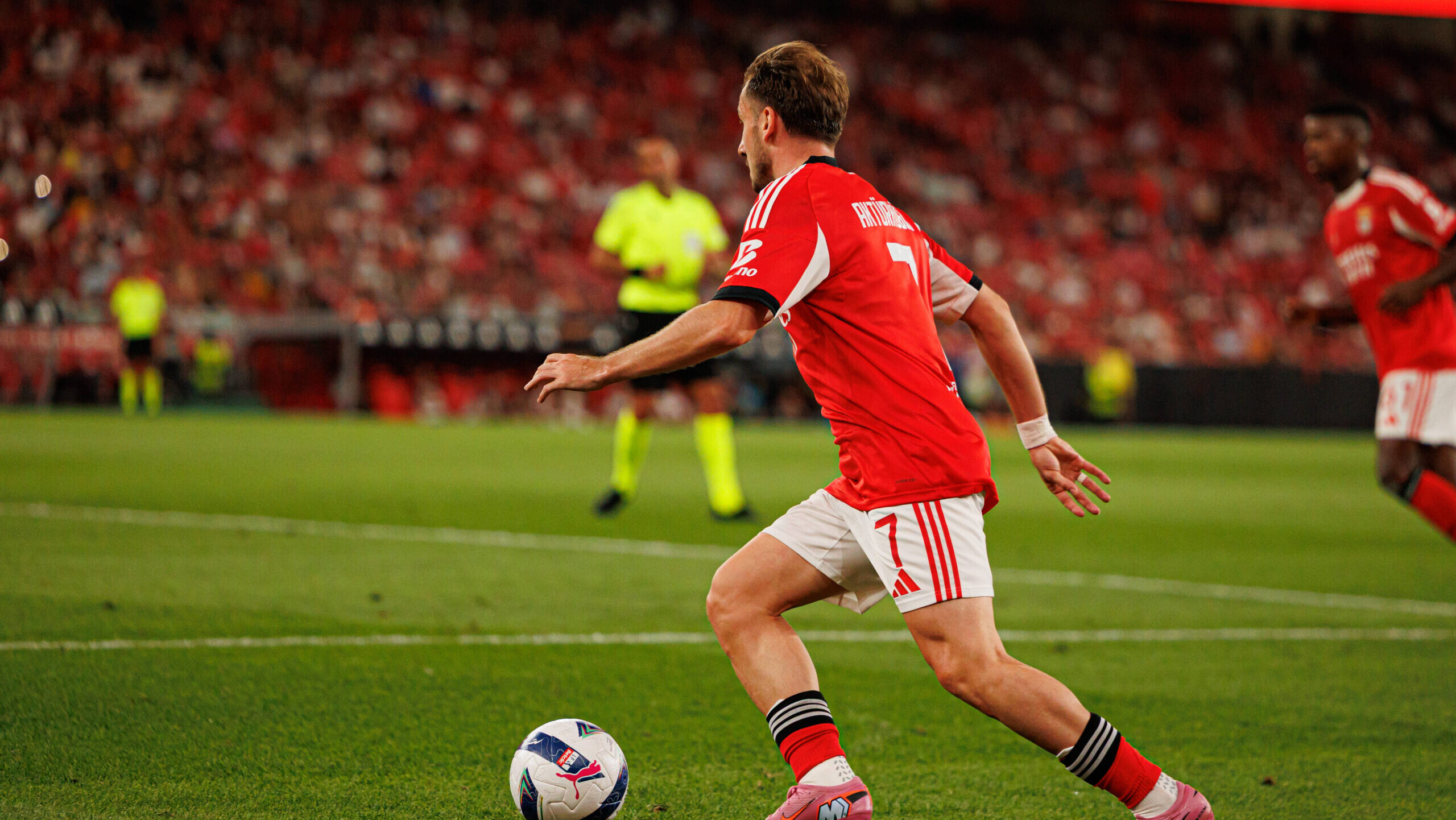 Kerem Akturkoglu seen during Champions League third round qualifying game between SL Benfica and OGC Nice Maciej Rogowski Lisbon Estadio Da Luz Portugal Copyright: xMaciejxRogowskix slbnice2526-103
2025.08.12 Lizbona
pilka nozna , Liga Mistrzow
Benfica Lizbona - OGC Nice 
Foto IMAGO/PressFocus

!!! POLAND ONLY !!!