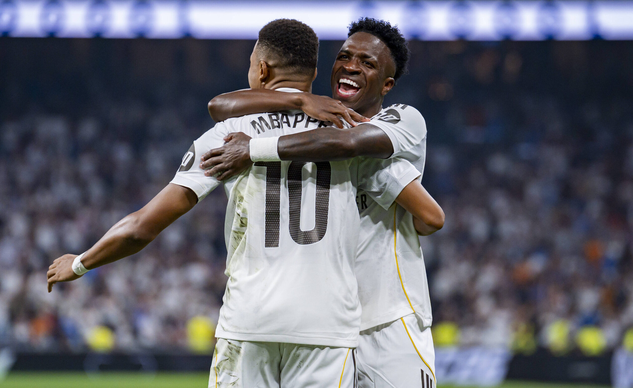 Real Madrid CF v CA Osasuna - LaLiga EA Sports Kylian Mbappe of Real Madrid L celebrates his goal with Vinicius Junior of Real Madrid R during the LaLiga EA Sports football match between Real Madrid CF and CA Osasuna at Estadio Santiago Bernabeu on August 19, 2025 in Madrid, Spain. Madrid Estadio Santiago Bernabeu Madrid Spain Copyright: xAlbertoxGardinx AGAR_20250819_FUT_LIGA_REA_MAD_OSA_0250
2025.08.19 Madryt
pilka nozna , liga hiszpanska
Real Madryt - Osasuna Pampeluna
Foto IMAGO/PressFocus

!!! POLAND ONLY !!!