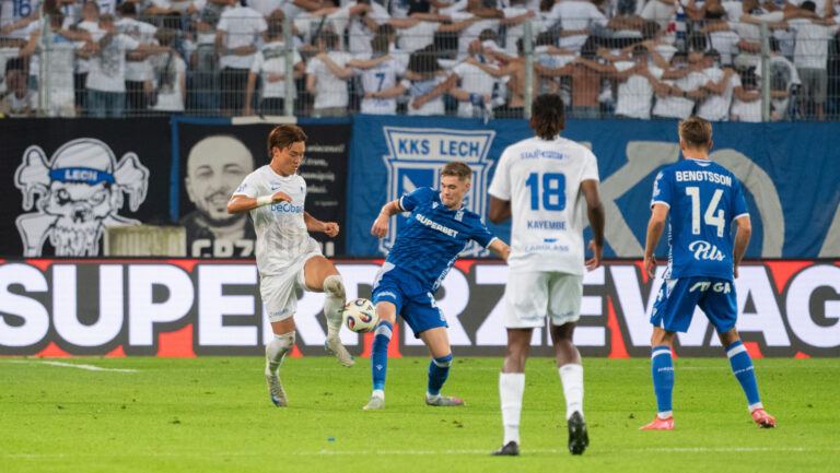2025.08.21 Poznan
Pilka Nozna Liga Europy 
Lech Poznan - KRC Genk
N/z Hyeongyu Oh Gisli Thordarson
Foto. Damian Kosciesza / PressFocus

2025.08.21 Poznan
Football Europa League 
Lech Poznan - KRC Genk
O/p 
Credit. Damian Kosciesza / PressFocus