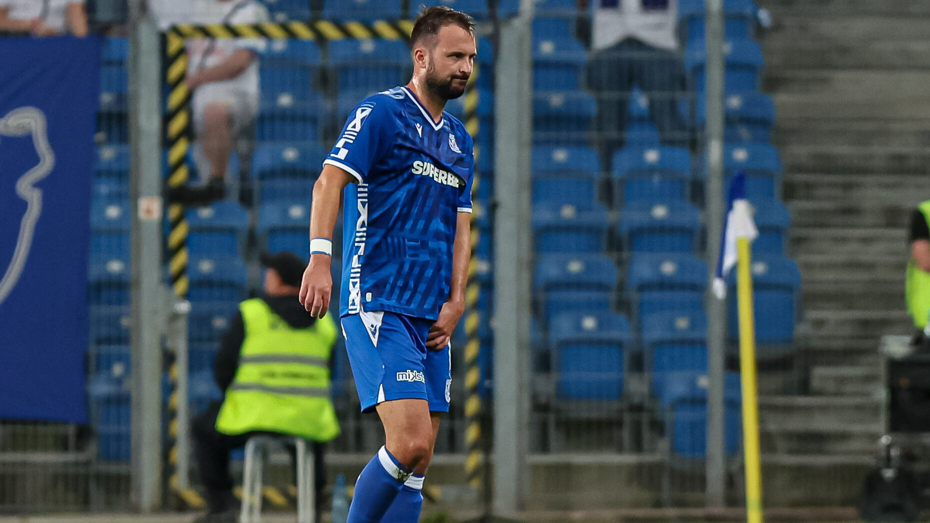 2025.08.21 Poznan
Pilka nozna 4 Runda Eliminacji Liga Europy
Lech Poznan - KRC Genk
N/z Antonio Milic uraz kontuzja
Foto Pawel Jaskolka / PressFocus

2025.08.21 Poznan
Football 4th Qualifying Round UEFA Europa League
Lech Poznan - KRC Genk
Credit: Pawel Jaskolka / PressFocus