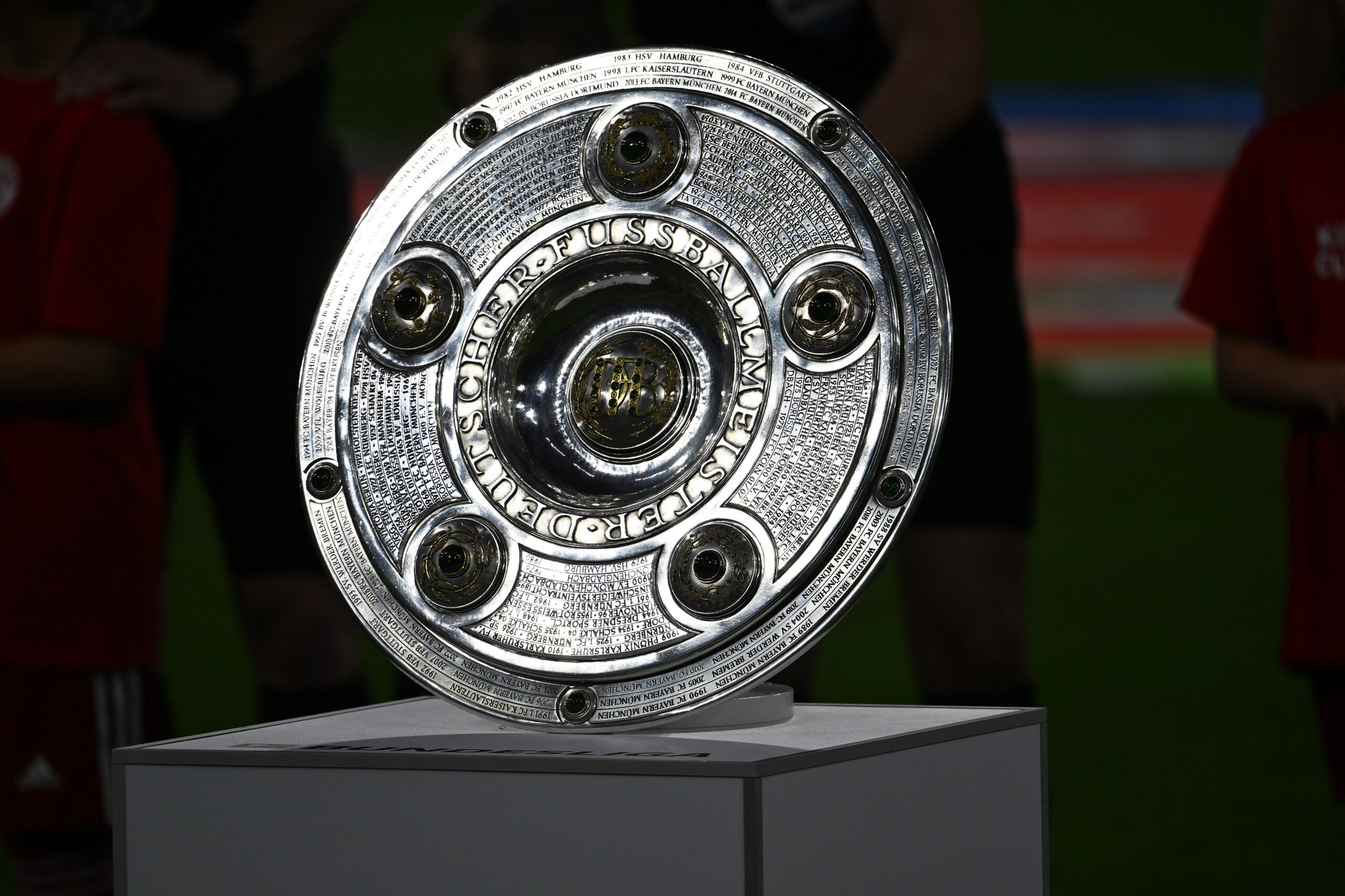 22.08.2025, xsltx, Fussball 1.Bundesliga, FC Bayern Muenchen - RB Leipzig v.l. Meisterschale DFL/DFB REGULATIONS PROHIBIT ANY USE OF PHOTOGRAPHS as IMAGE SEQUENCES and/or QUASI-VIDEO Muenchen *** 22 08 2025, xsltx, Soccer 1 Bundesliga, FC Bayern Muenchen RB Leipzig v l Meisterschale DFL DFB REGULATIONS PROHIBIT ANY USE OF PHOTOGRAPHS as IMAGE SEQUENCES and or QUASI VIDEO Muenchen
2025.08.22 Monachium
pilka nozna liga niemiecka
Bayern Monachium - RB Lipsk
Foto IMAGO/PressFocus

!!! POLAND ONLY !!!