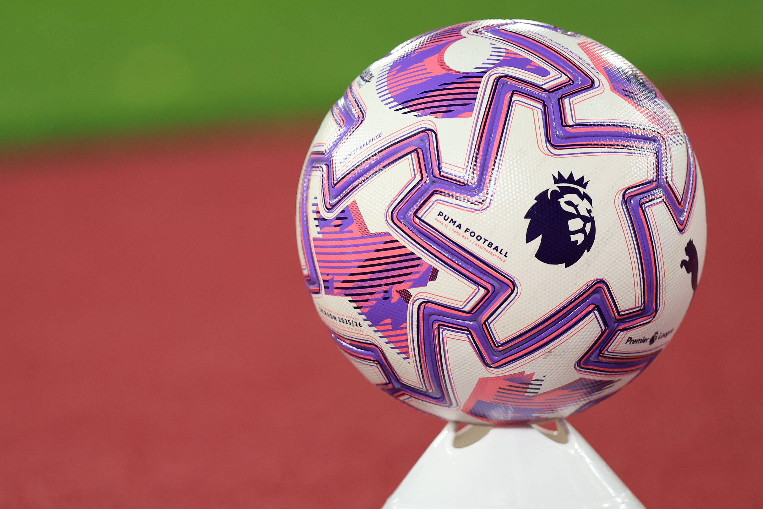 West Ham United v Chelsea Premier League 22/08/2025. A Premier League Match ball sits during the Premier League match between West Ham United and Chelsea at the London Stadium, London, England on 22 August 2025. London London Stadium England Editorial use only DataCo restrictions apply See www.football-dataco.com , Copyright: xSimonxRoex PSI-22633-0052
2025.08.22 Londyn
pilka nozna liga angielska
West Ham United - Chelsea FC
Foto IMAGO/PressFocus

!!! POLAND ONLY !!!